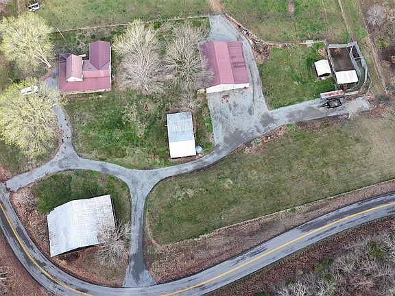 3rd image of 16098 Knifley Rd