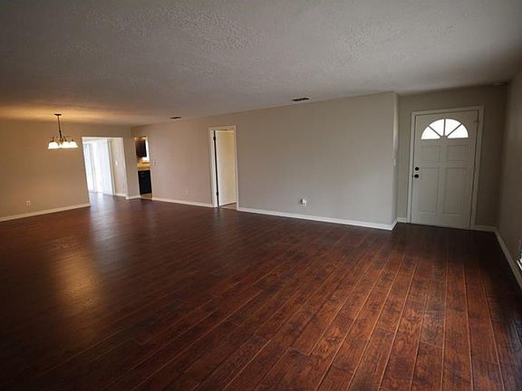 3rd image of 7604 NW 14th St