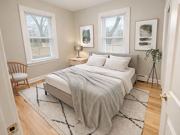 4th image of 53 Tremont St APT 1