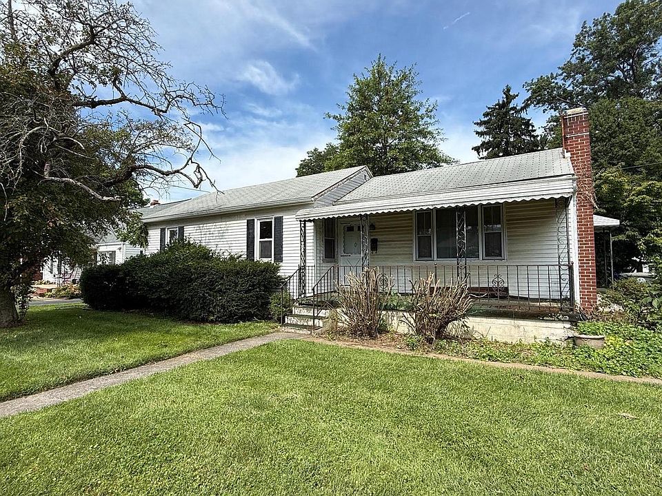 1st image of 525 Grant Pl