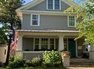 715 Grove St, Petoskey, MI 49770