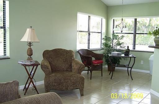3rd image of 7423 Le Chalet Blvd