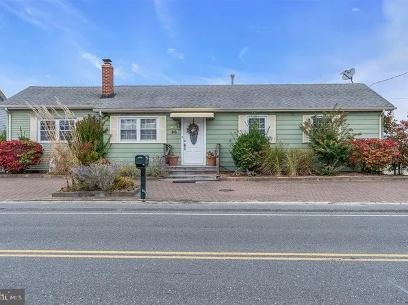 86 Jonathan Dr, Manahawkin, NJ 08050