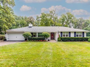 597 S Green Bay Rd, Lake Forest, IL 60045