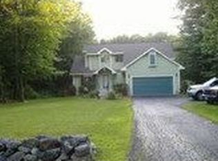 8 Woodward Rd, Merrimack, NH 03054