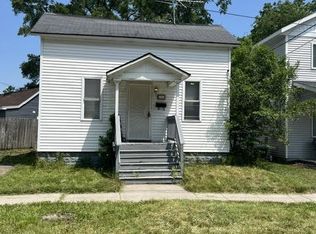 1382 Park St, Muskegon, MI 49441