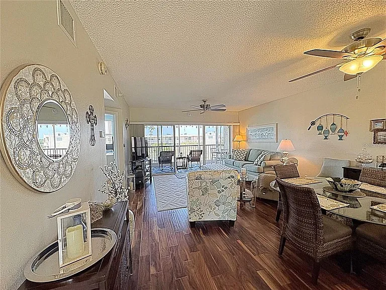 6205 Shoreline Dr #1305 — Photo 9