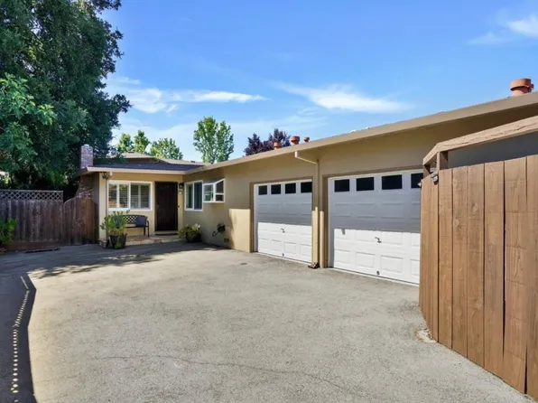 124 Oakwood Dr, Redwood City, CA 94061