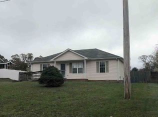 2811 Nat Hoosier Ln, Clarksville, TN 37040