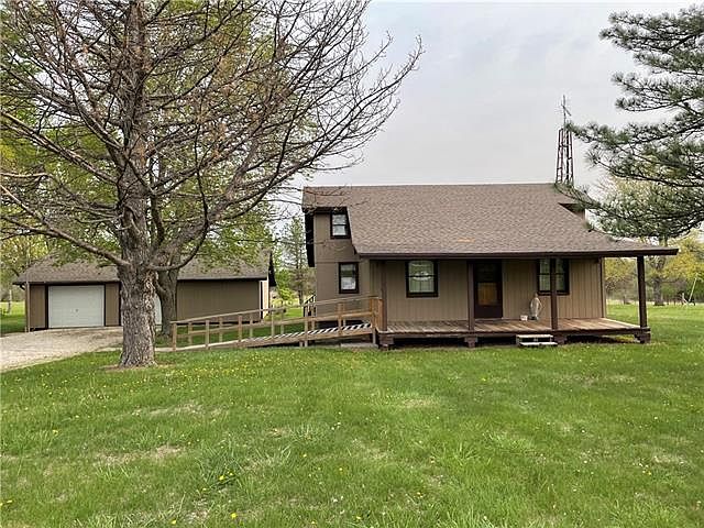 2763 John Brown Rd, Princeton, Ks 66078 