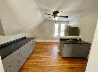 1316 5th St S #2, Stillwater, MN 55082