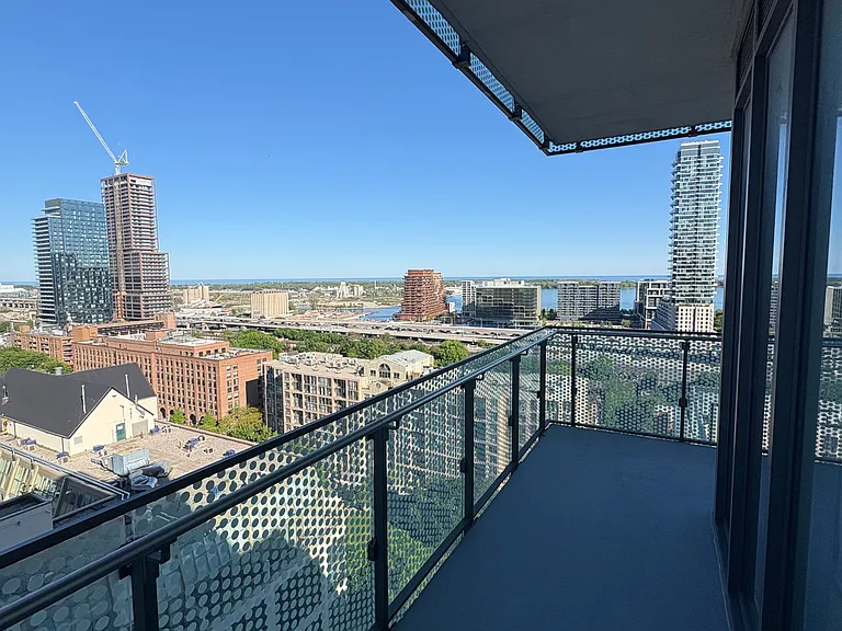 60 Princess St #1716 — Photo 21