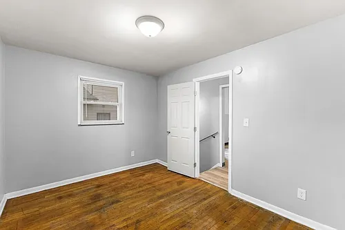 384-386 S Napoleon Ave #386-S Photo 1