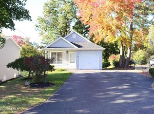 205 N Alandale Ave, Schenectady, NY 12304