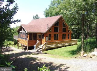 401 Goldfinch Ln, Terra Alta, WV
