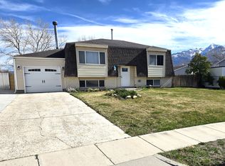933 E Violet Dr, Sandy, UT 84094