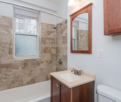 4th image of 286 Chestnut Hill Ave #34B