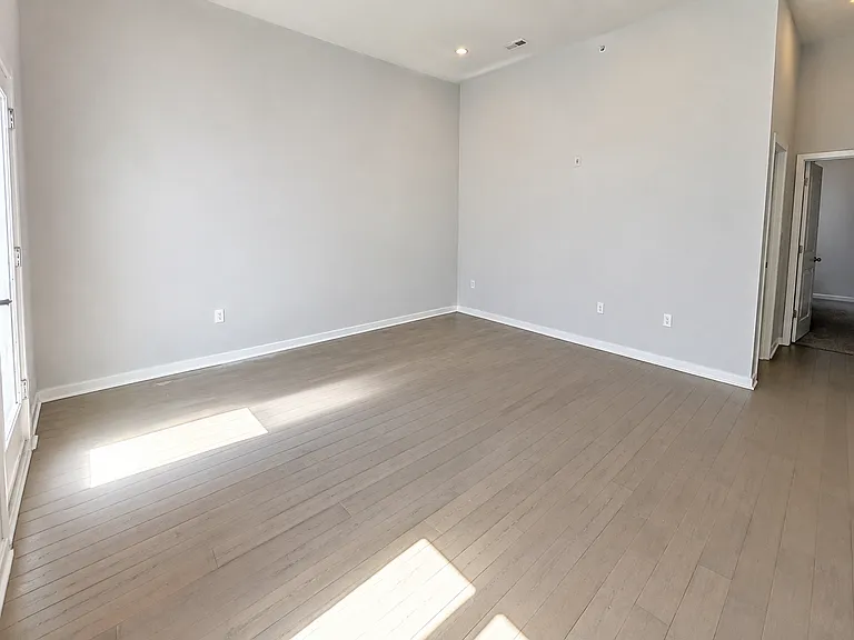 4304 Cresson St — Photo 4