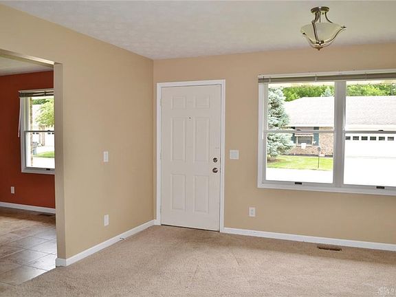 4th image of 4885 Brannan Dr E
