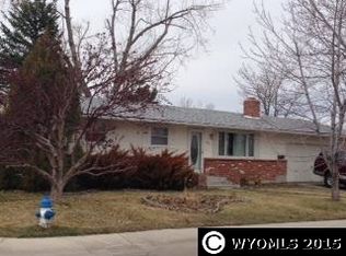 60 Valley Dr, Casper, WY 82604