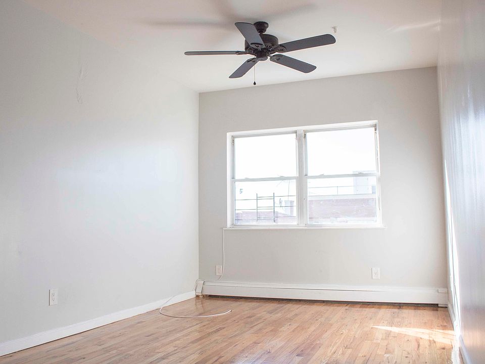 1st image of 1456 Greene Ave #4AA