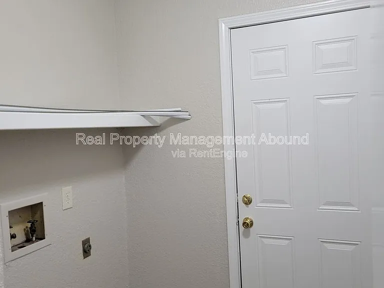 8006 N 117th East Ave — Photo 16