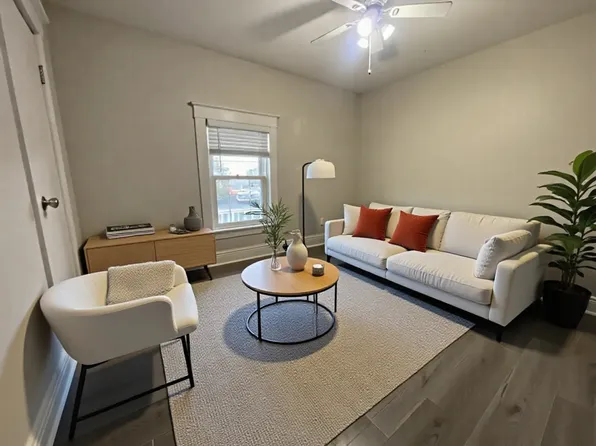 78 Merritt St, Saint Catharines, ON L2T 1J5