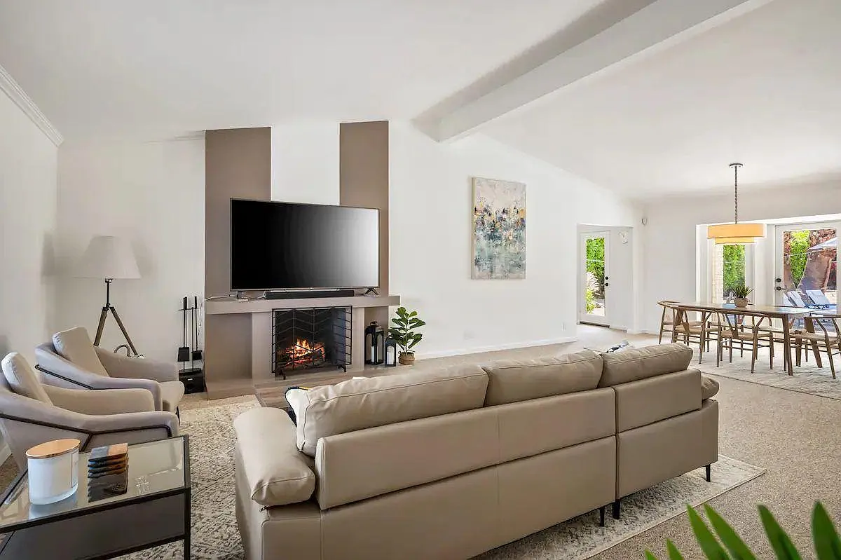3 bed, 2060 sqft, $6,500 — Photo 3