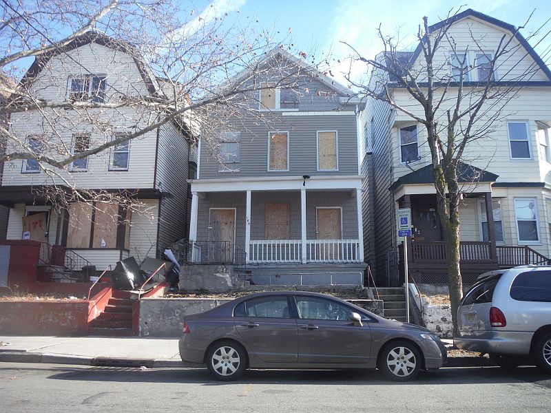 1st image of 169 Parker St