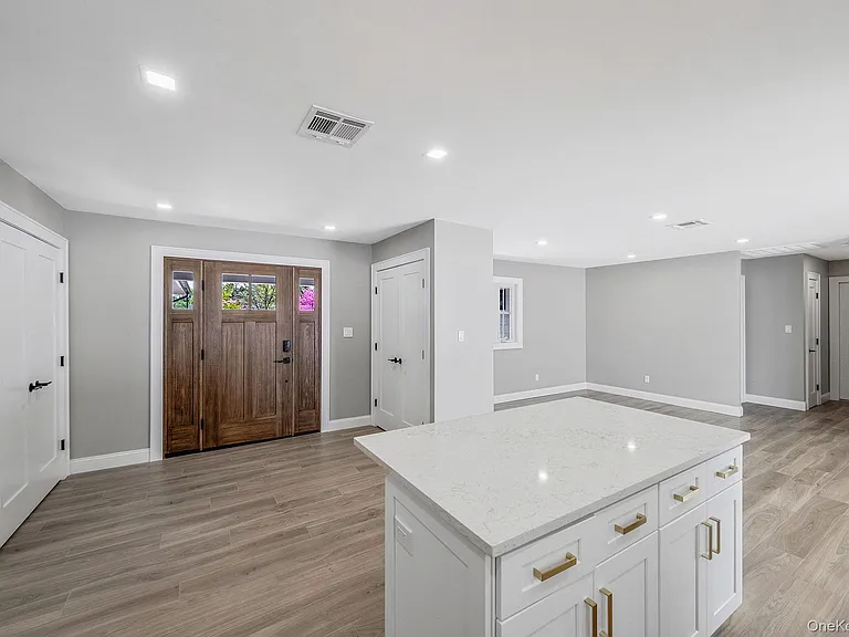 1335 Stony Brook Rd — Photo 12
