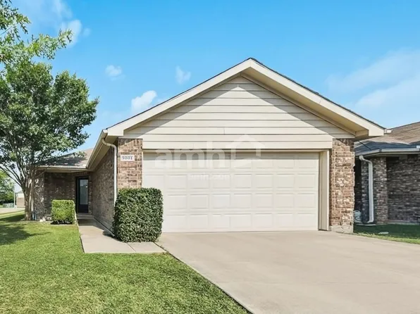 9001 Quarry Ridge Trl, Fort Worth, TX 76244