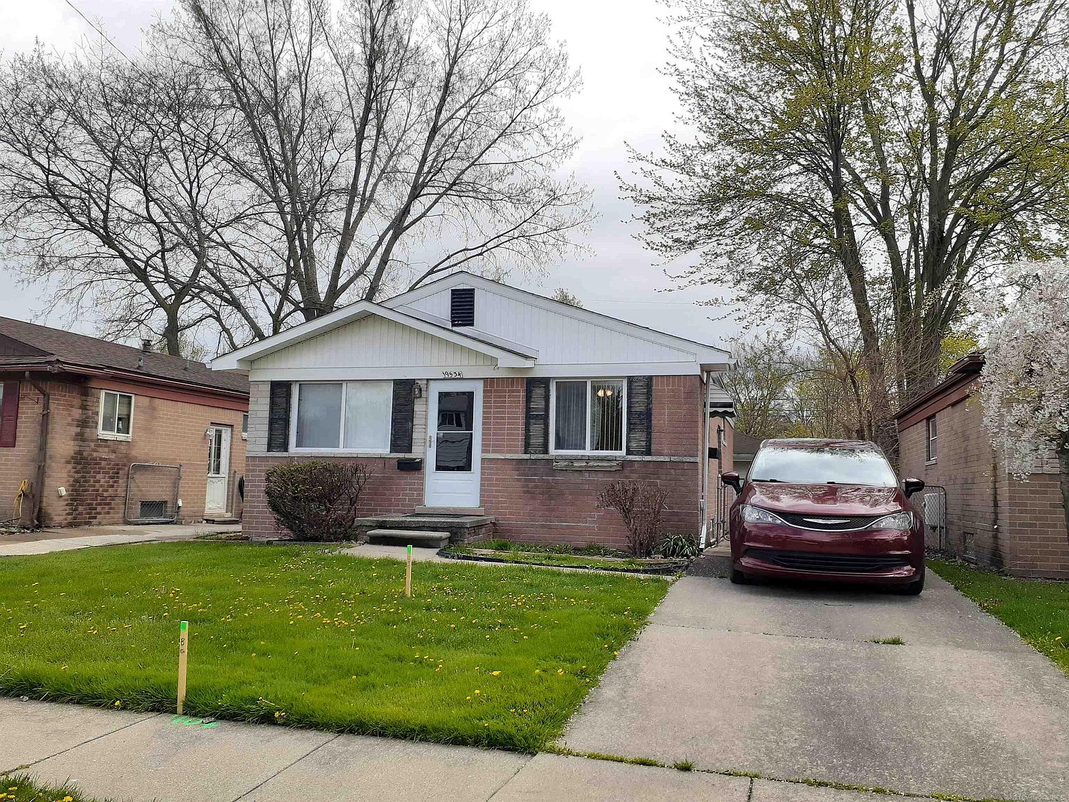 19534 Opal St, Clinton Township, MI 48035 Zillow