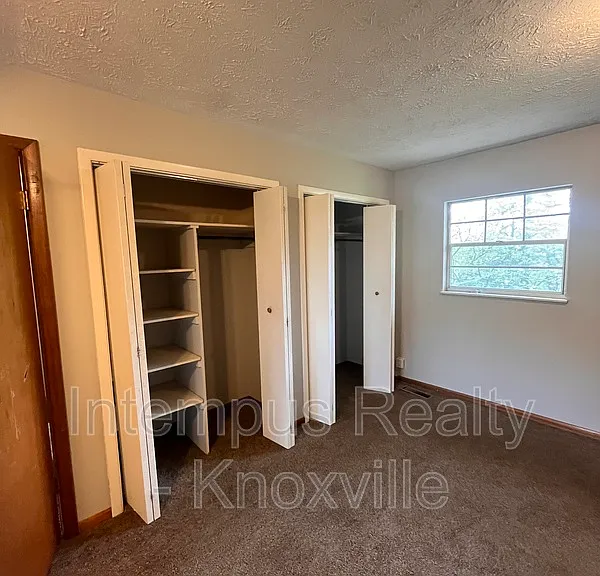8738 Gleason Dr — Photo 15