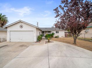 2308 Pageant St, Bakersfield, CA 93306