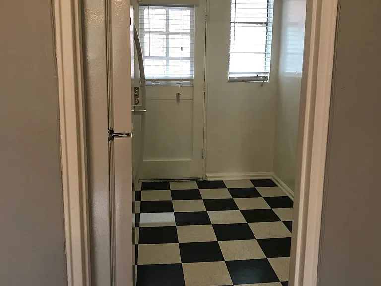 877 Charles Allen Dr NE #5 — Photo 13