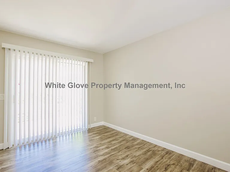 9361 Bevan Ave — Photo 14