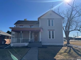 204 E 2nd Ave, Deer Creek, IL
