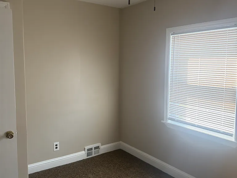 541 Fern St — Photo 9