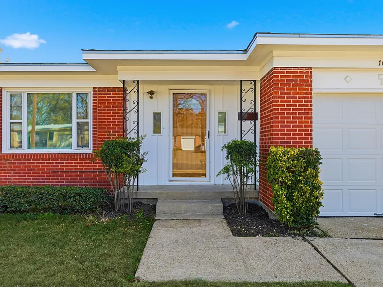 10830 Cotillion Dr — Photo 20