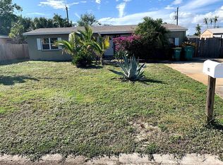 540 Pelican Dr, Satellite Beach, FL 32937