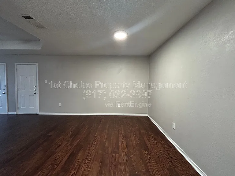 6320 Holiday Ln — Photo 20