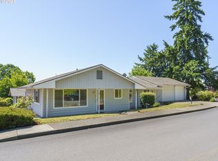 11920 SW King George Dr, King City, OR 97224