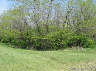 529 N Bluff Rd, Mechanicsburg, IL 62545