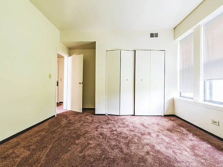 5047 S Champlain Ave #634-E — Photo 49