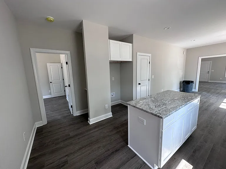 4308 Peachtree Ave — Photo 5