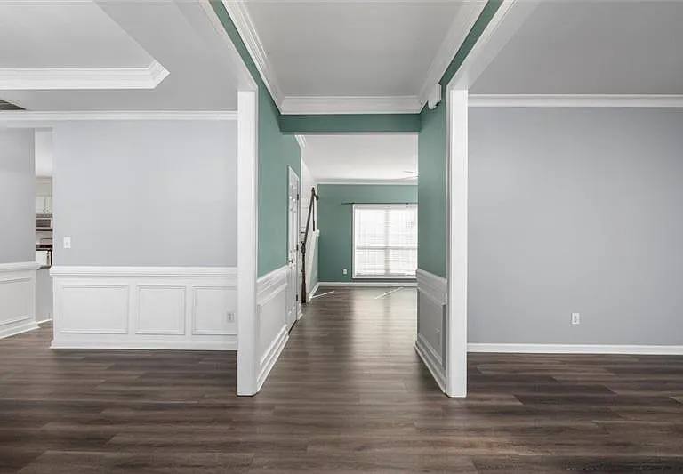 4220 Hunters Green Way NE — Photo 6