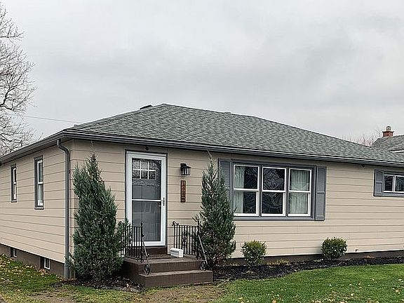 2nd image of 144 Tudor Blvd