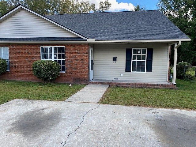 1st image of 3713 Wright Dr #B