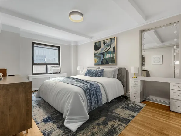 227 East 57th Street image 2 of 8