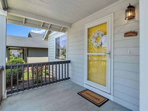 3rd image of 3714 SW 29th St